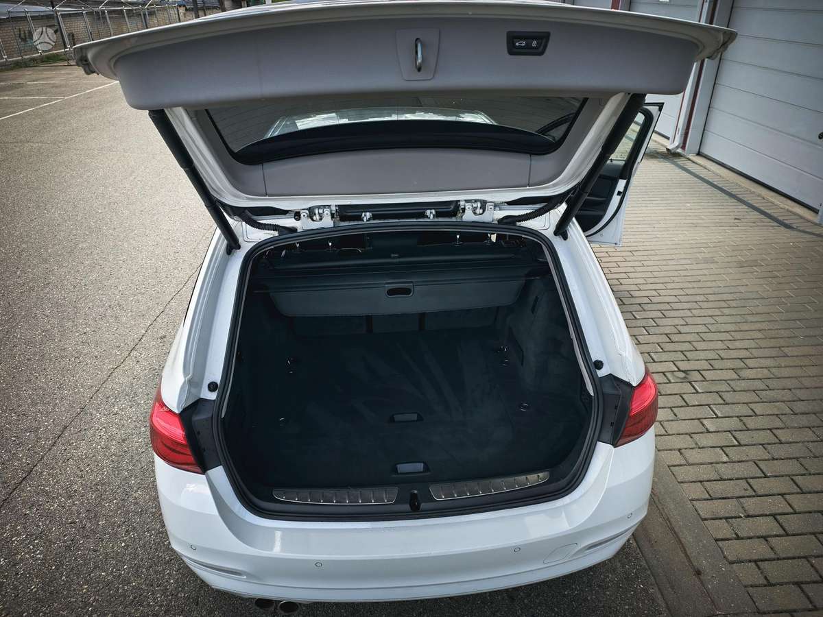 BMW 320, 2.0 l., wagon