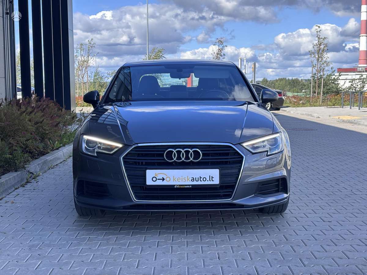 Audi A3, 1.5 l., saloon / sedan