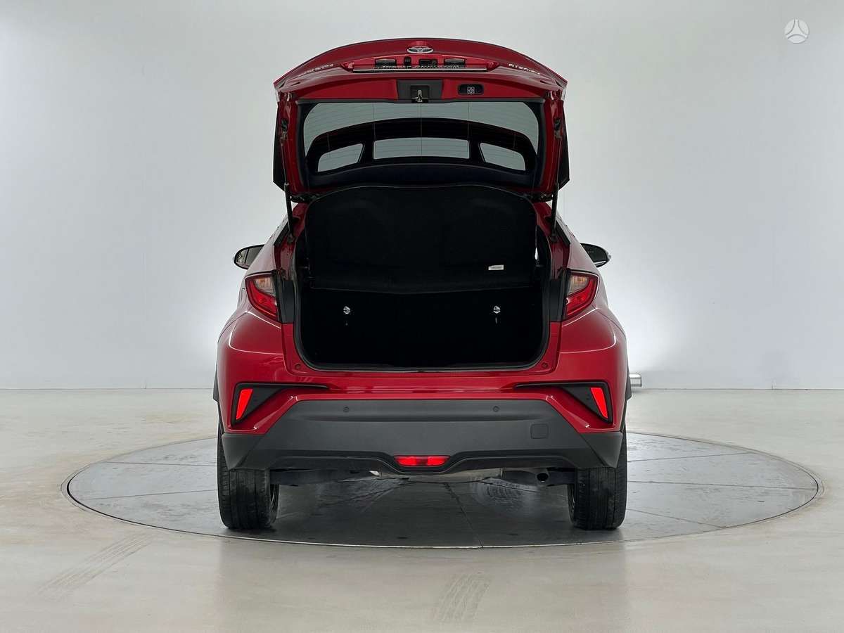 Toyota C-HR - 10