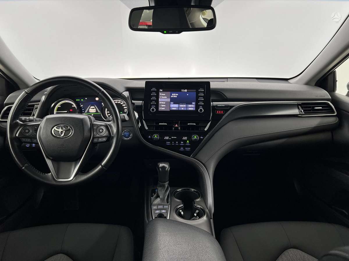 Toyota Camry - 8
