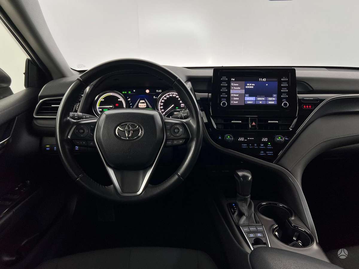 Toyota Camry - 9