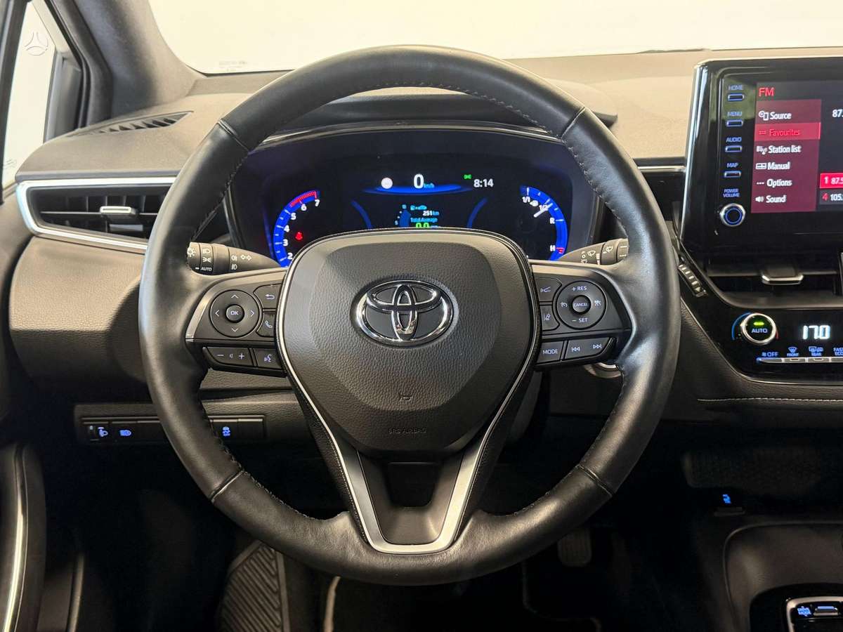 Toyota Corolla - 12