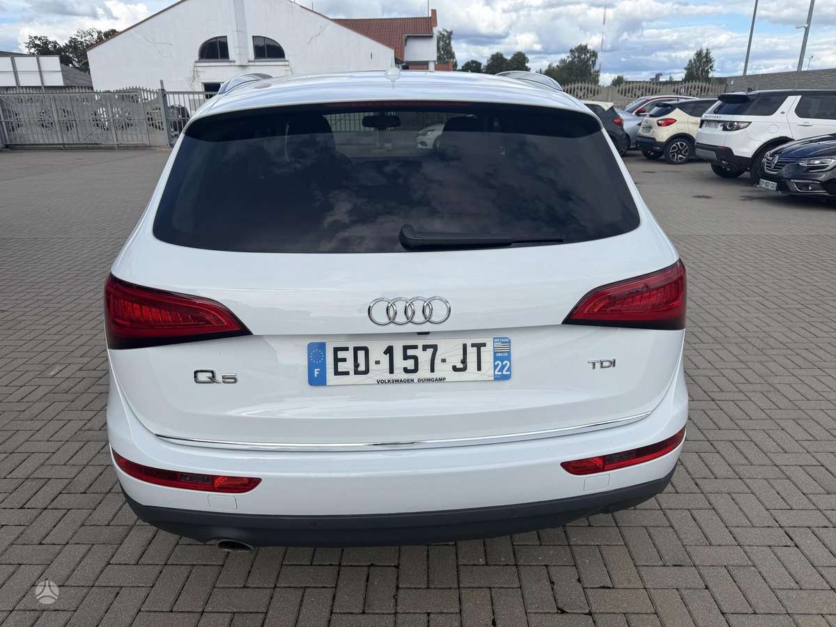 Audi Q5, 2.0 l., Внедорожник / Кроссовер