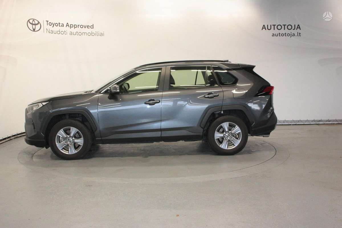 Toyota RAV4 - 3