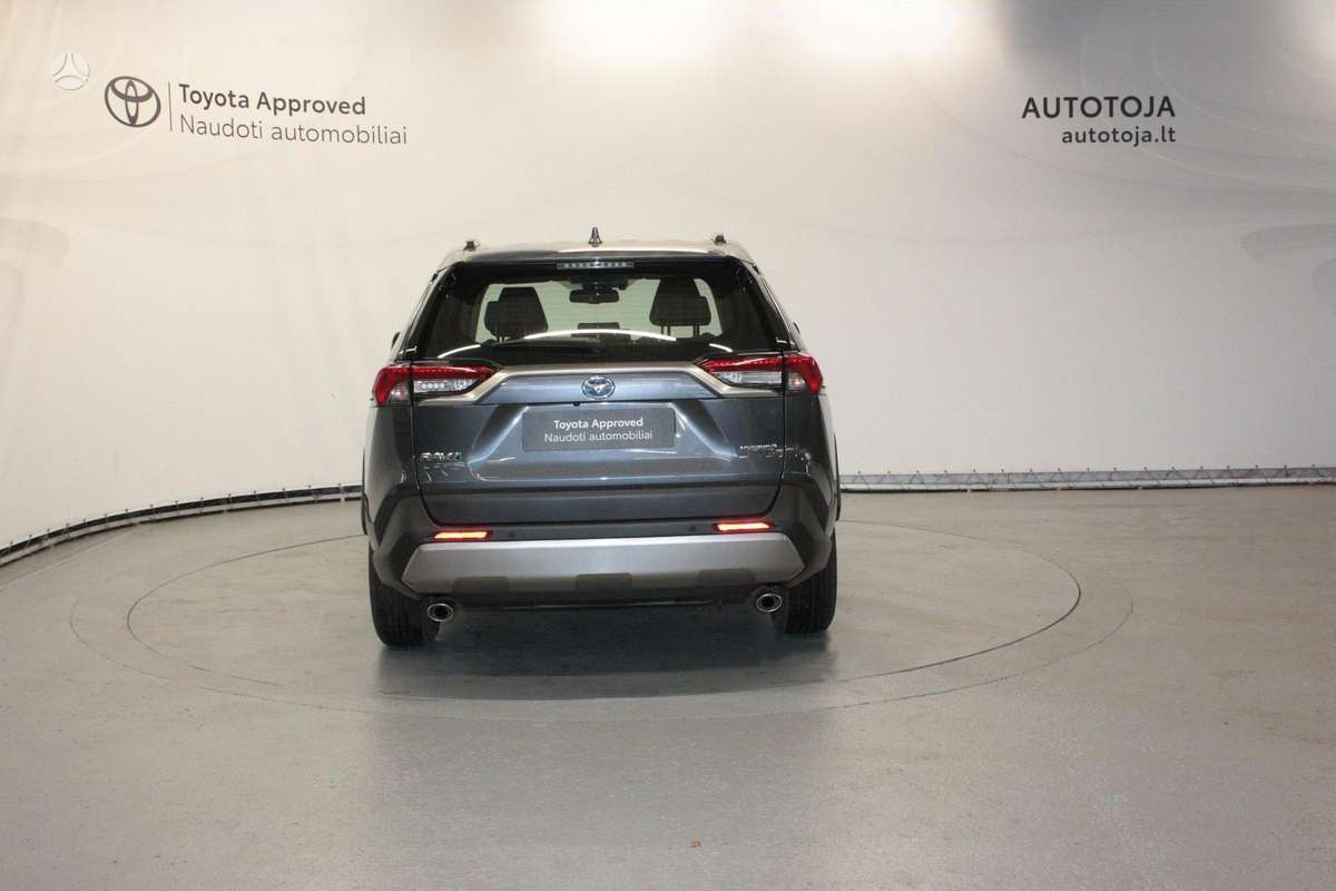 Toyota RAV4 - 4
