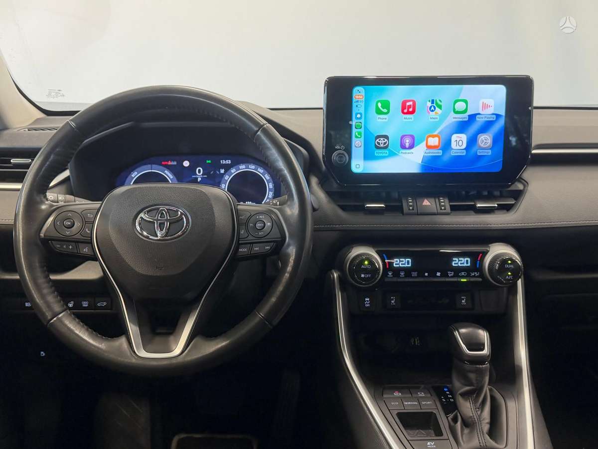 Toyota RAV4 - 9