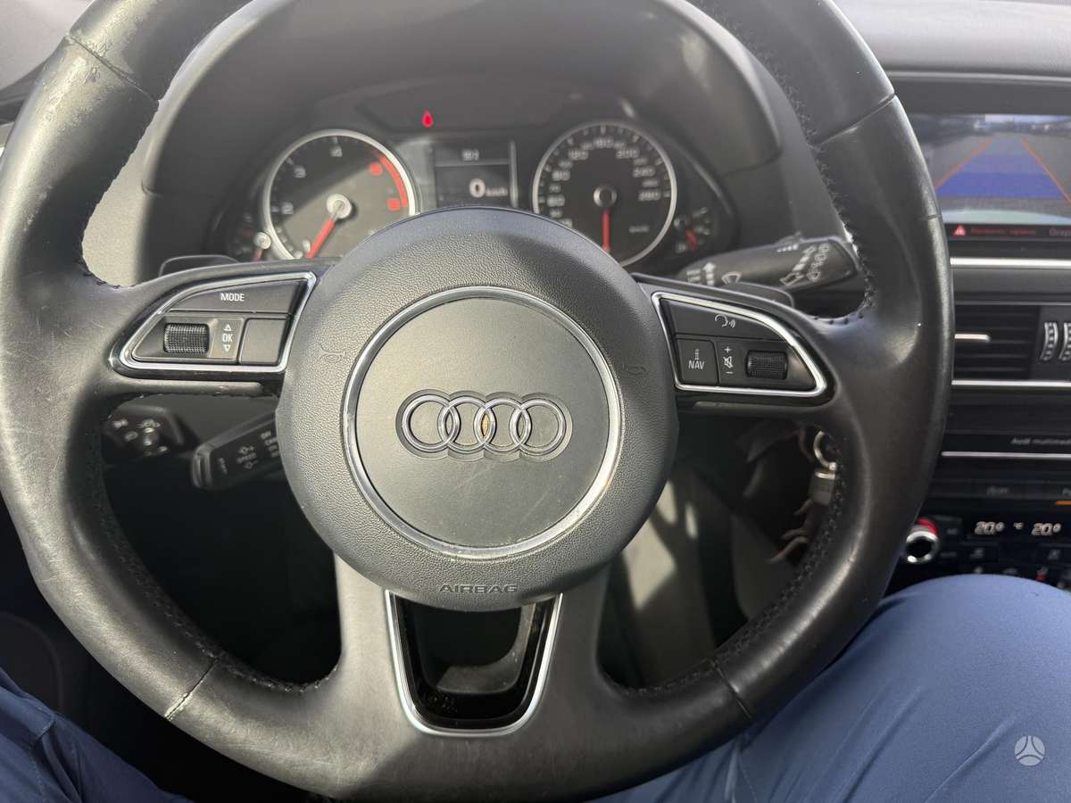 Audi Q5, 2.0 l., Внедорожник / Кроссовер