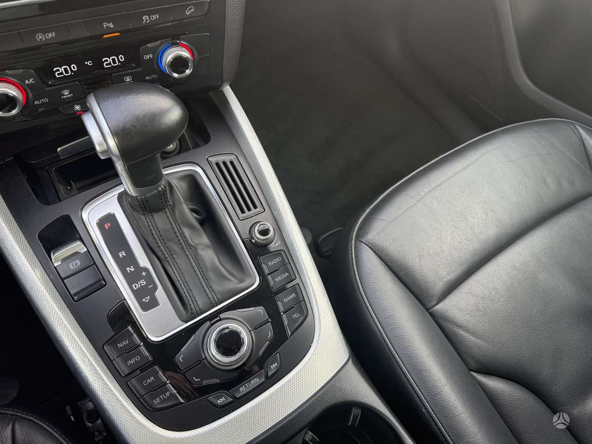 Audi Q5, 2.0 l., Внедорожник / Кроссовер