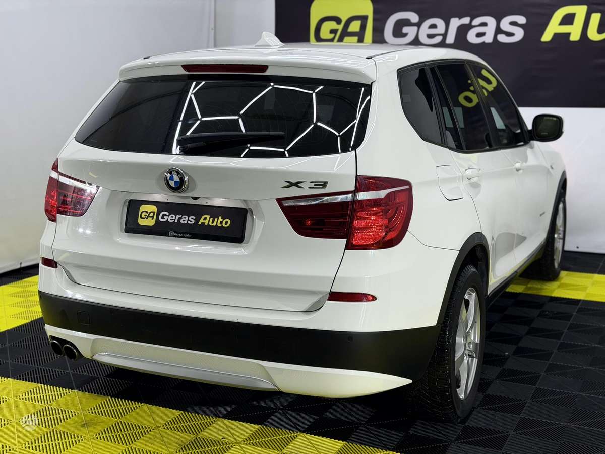 BMW X3, 2.0 l., off-road / crossover