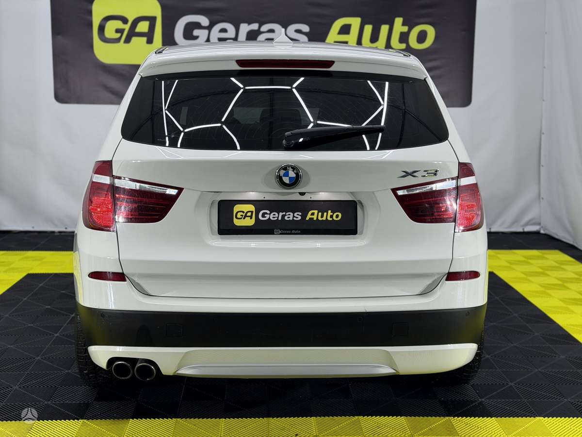 BMW X3, 2.0 l., off-road / crossover