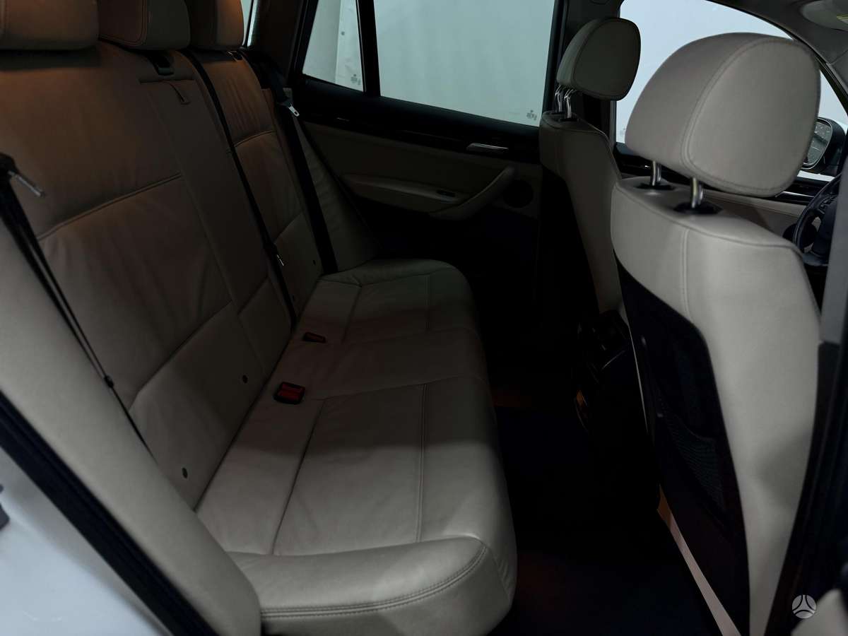BMW X3, 2.0 l., off-road / crossover