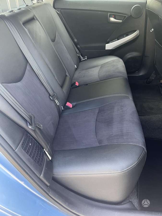 Toyota Prius - 9