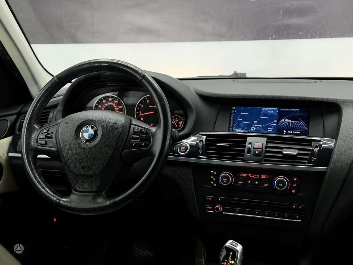 BMW X3, 2.0 l., off-road / crossover