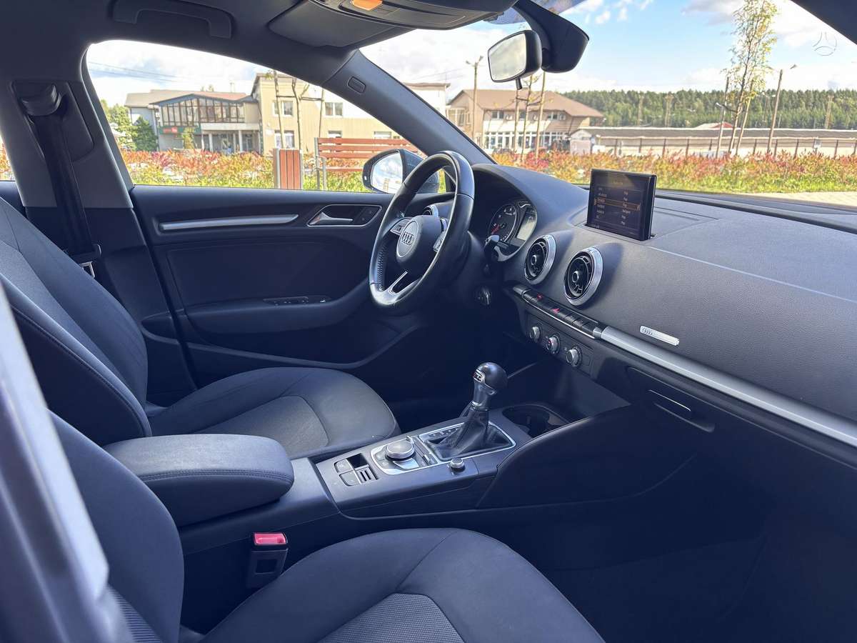 Audi A3, 1.5 l., sedanas