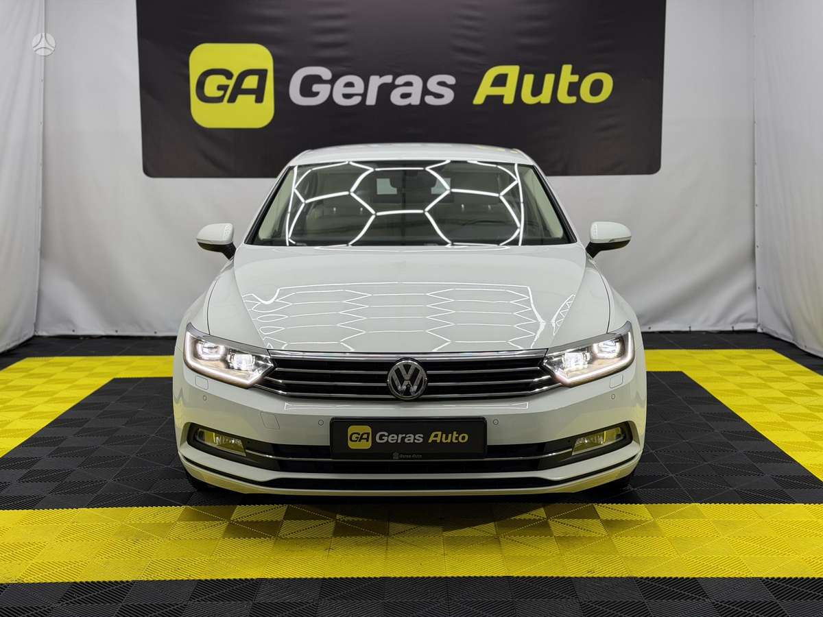 Volkswagen Passat - 2