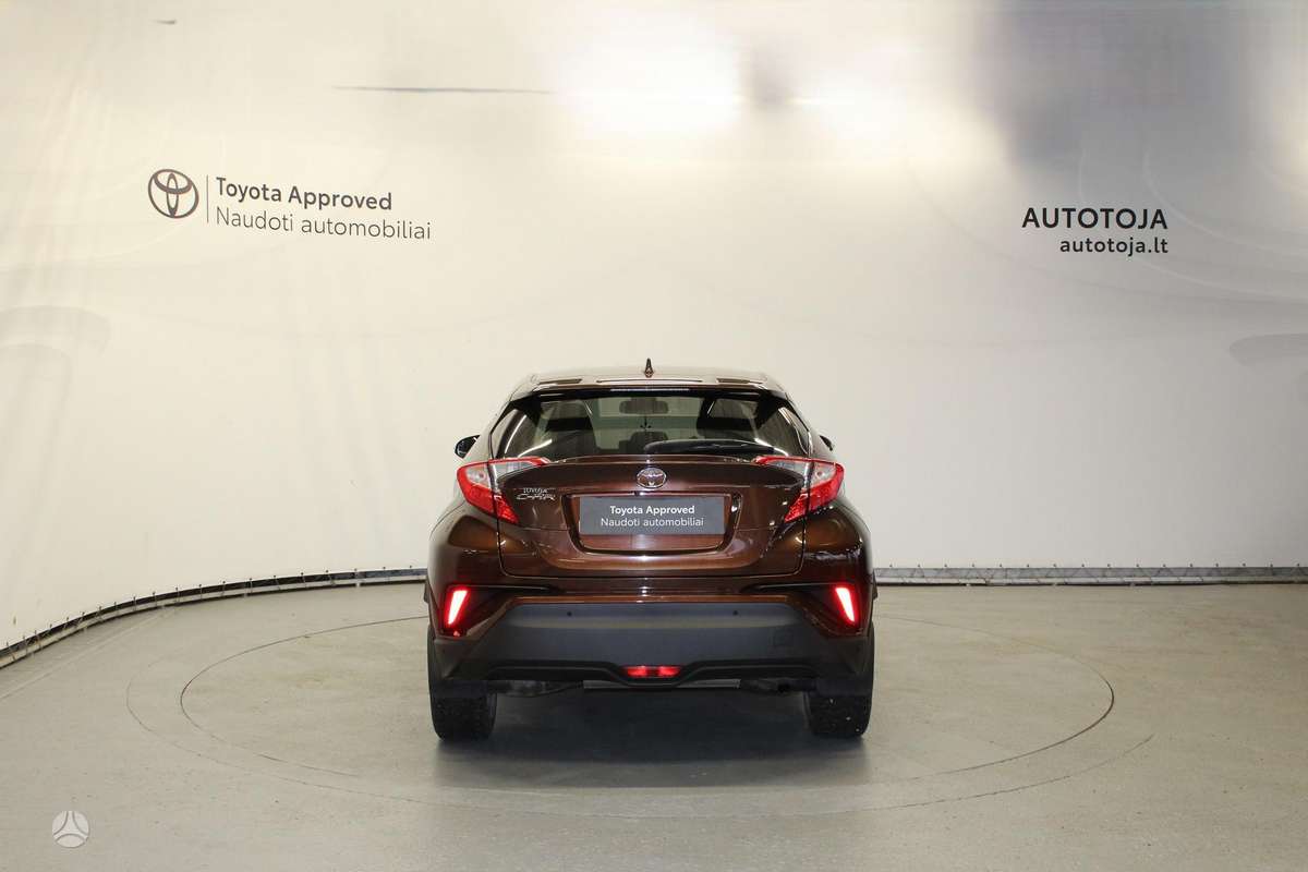 Toyota C-HR - 4