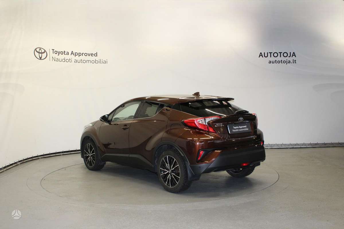 Toyota C-HR, 1.2 l., Пикап