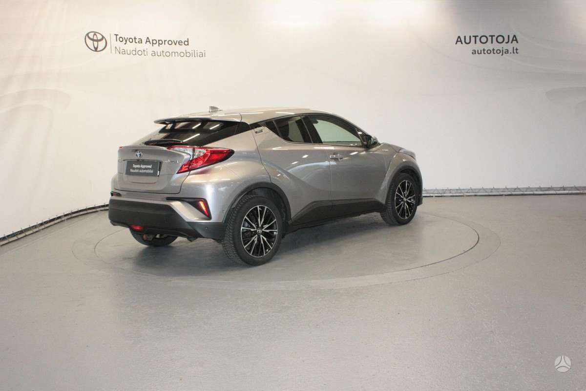 Toyota C-HR - 2