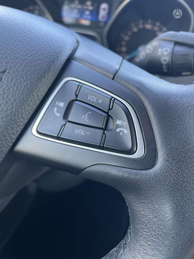 Ford Focus, 1.0 l., hatchback