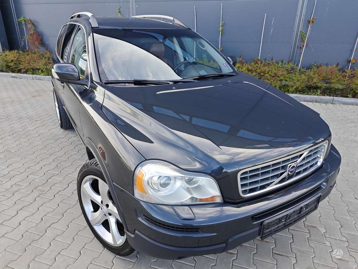 Volvo XC90 - 2