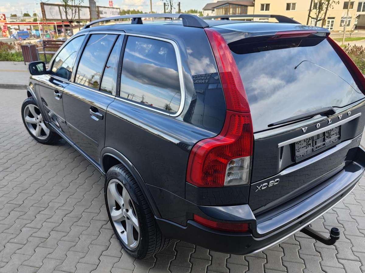 Volvo XC90 - 6