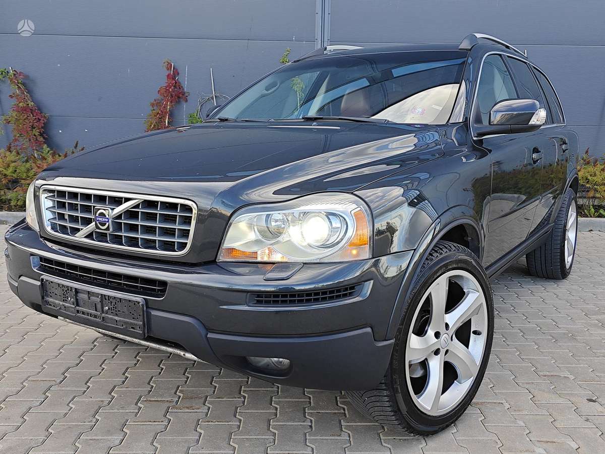 Volvo XC90 - 8