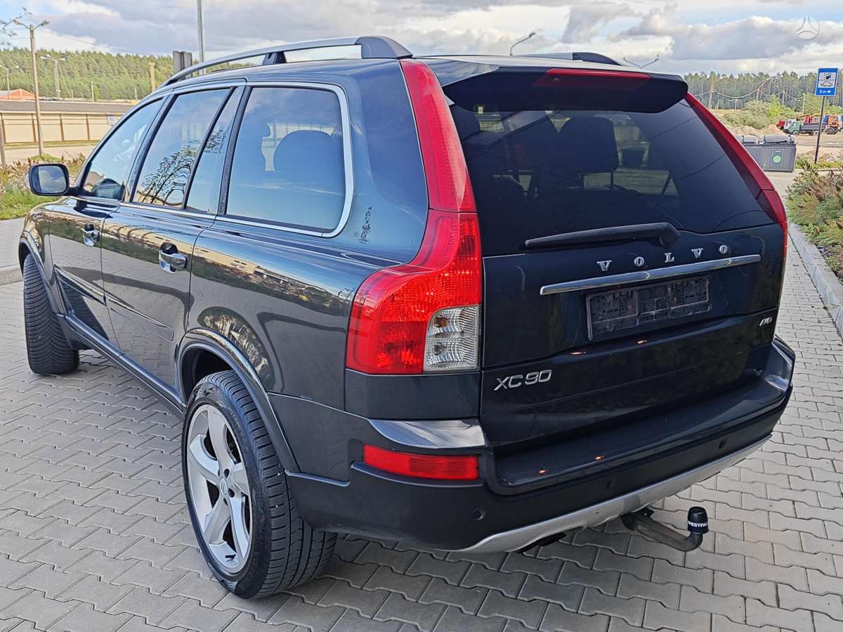 Volvo XC90 - 12