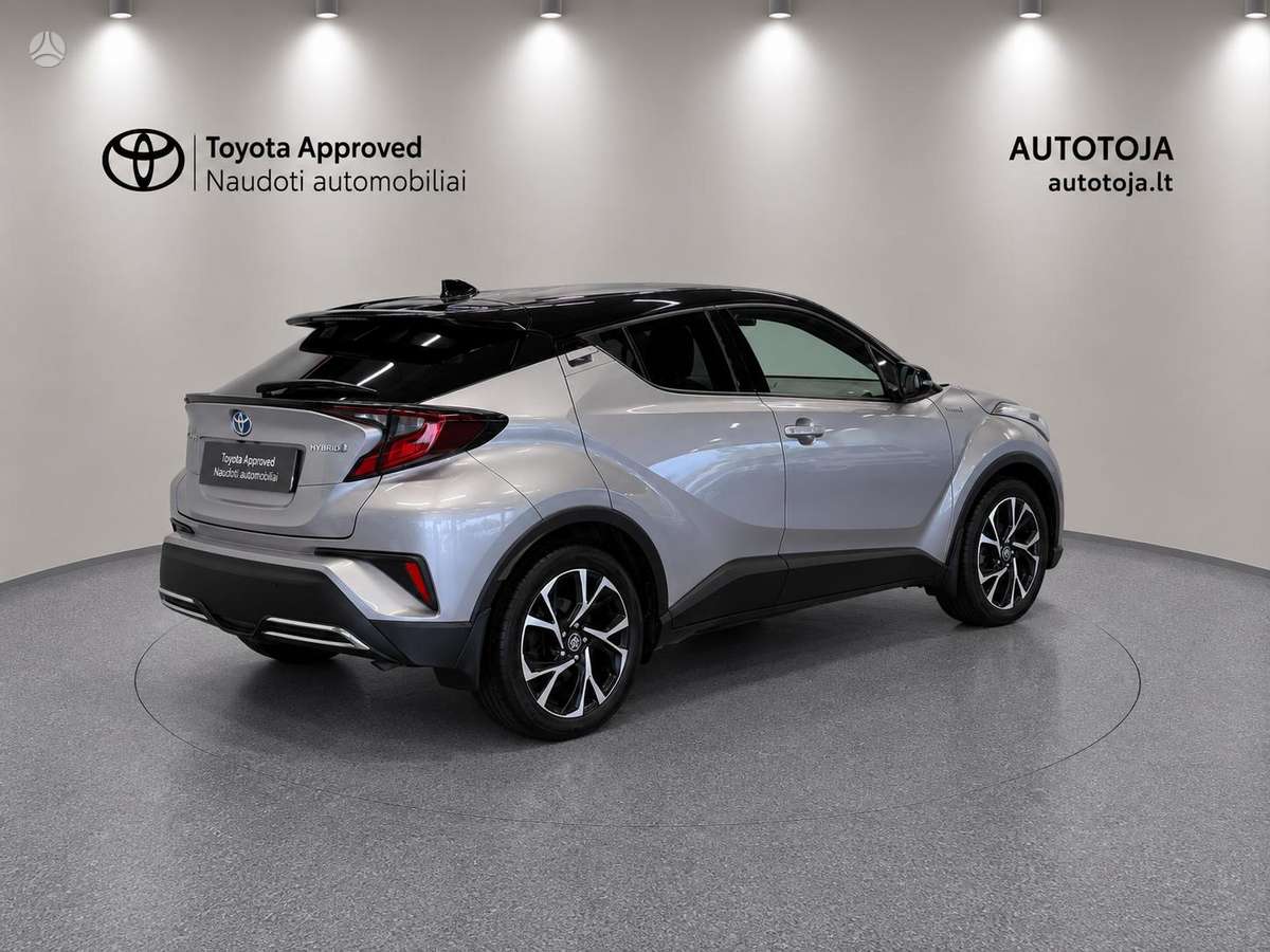 Toyota C-HR - 2