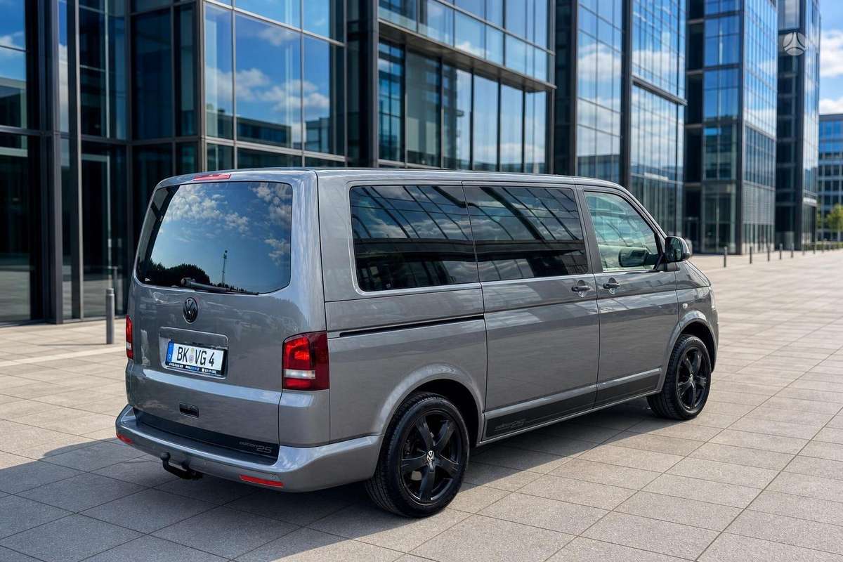 Volkswagen Multivan - 4
