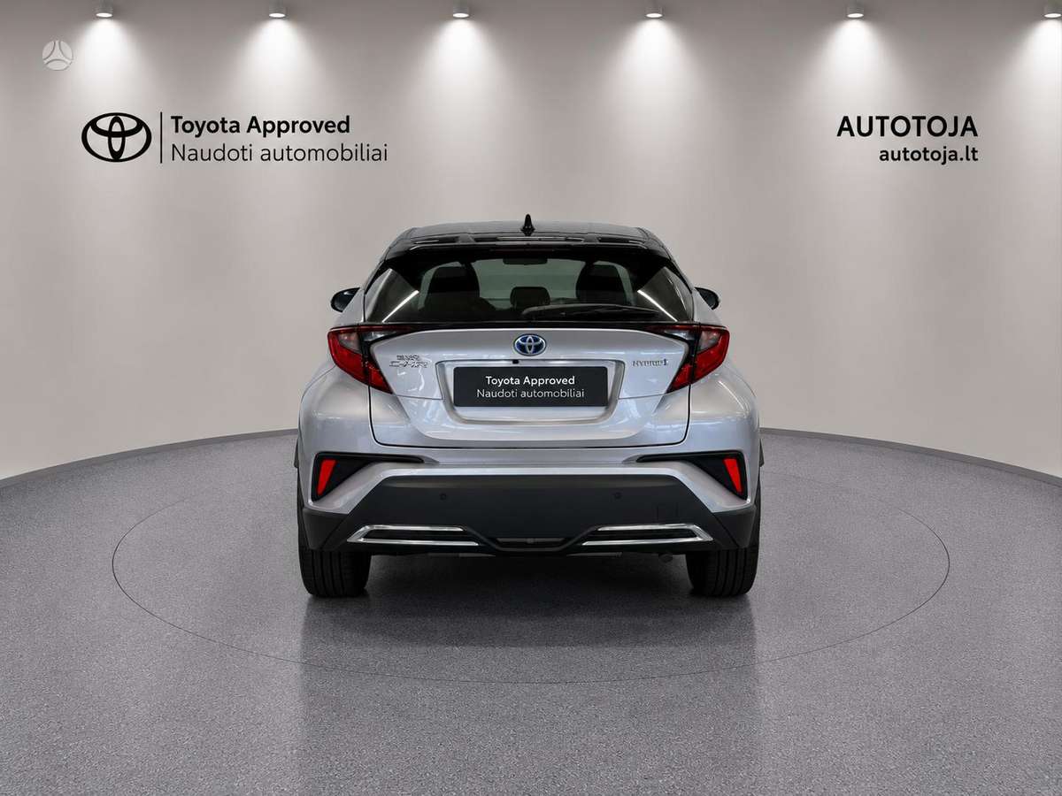 Toyota C-HR - 4