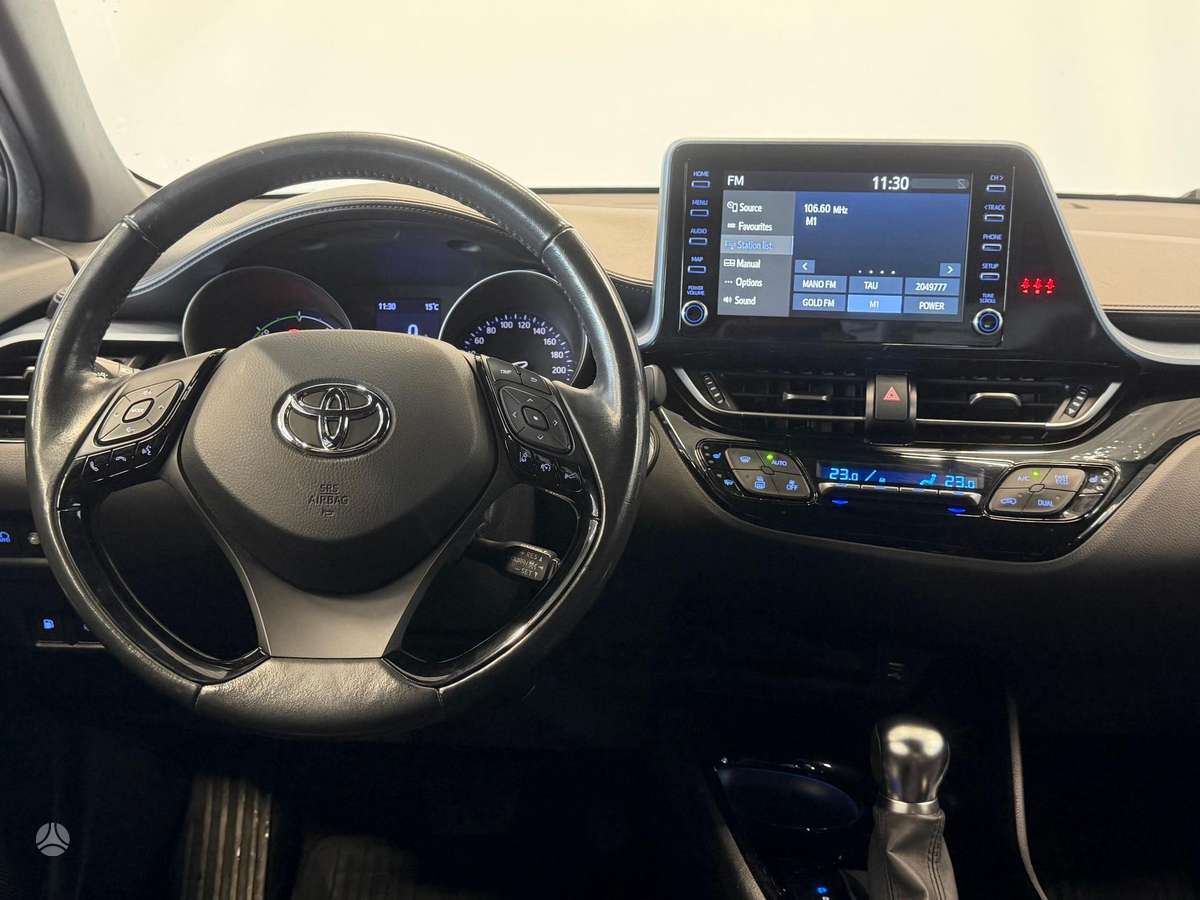Toyota C-HR - 9