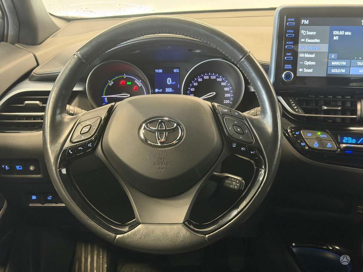 Toyota C-HR - 12
