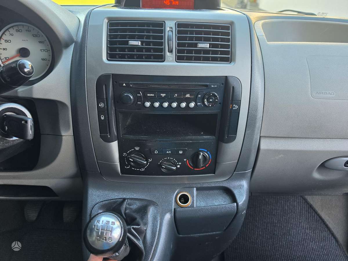 Citroen Jumpy, 2.0 l., passenger minibus