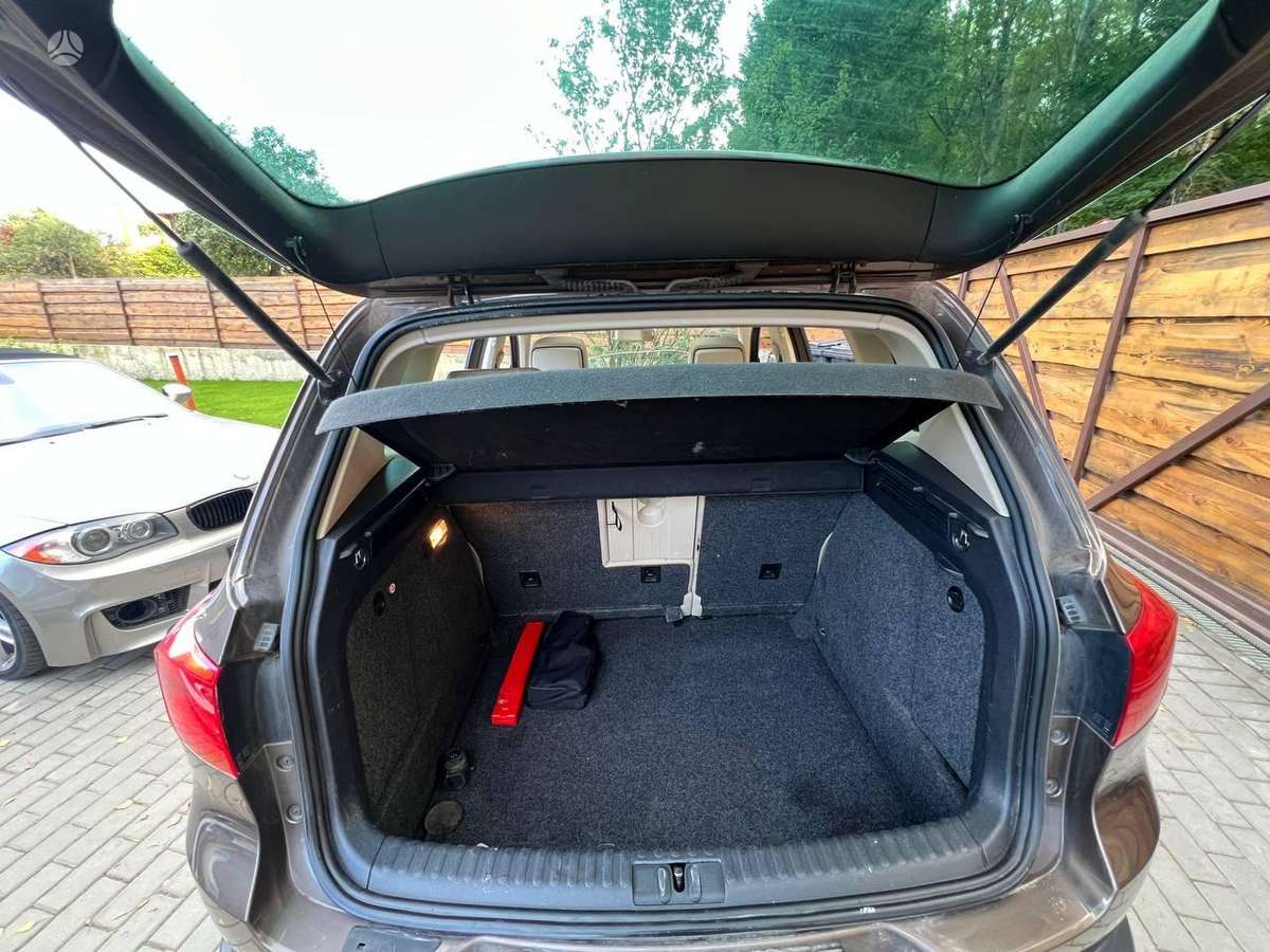 Volkswagen Tiguan - 6