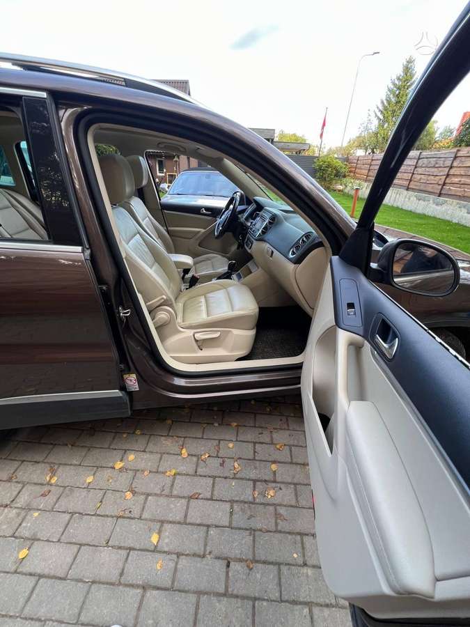 Volkswagen Tiguan - 10