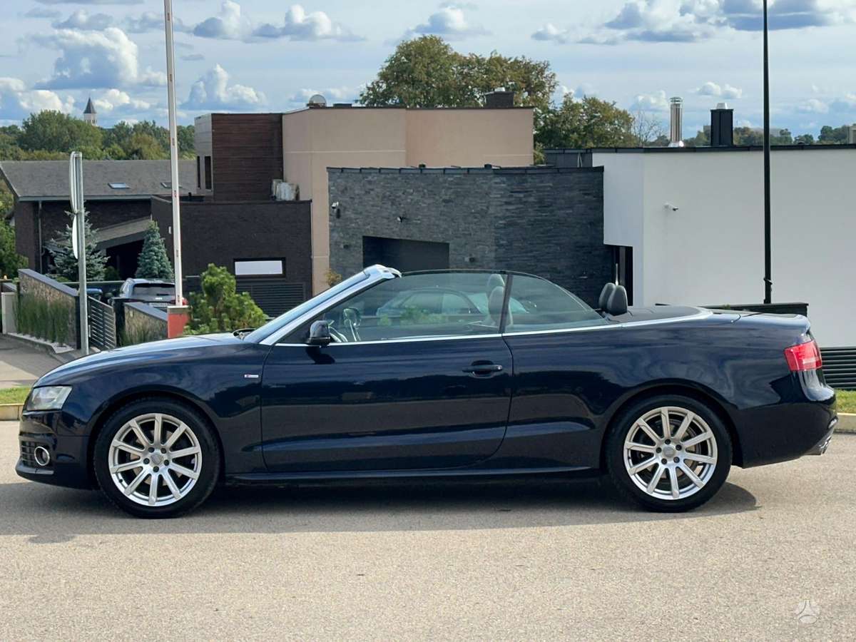 Audi A5, 2.0 l., convertible