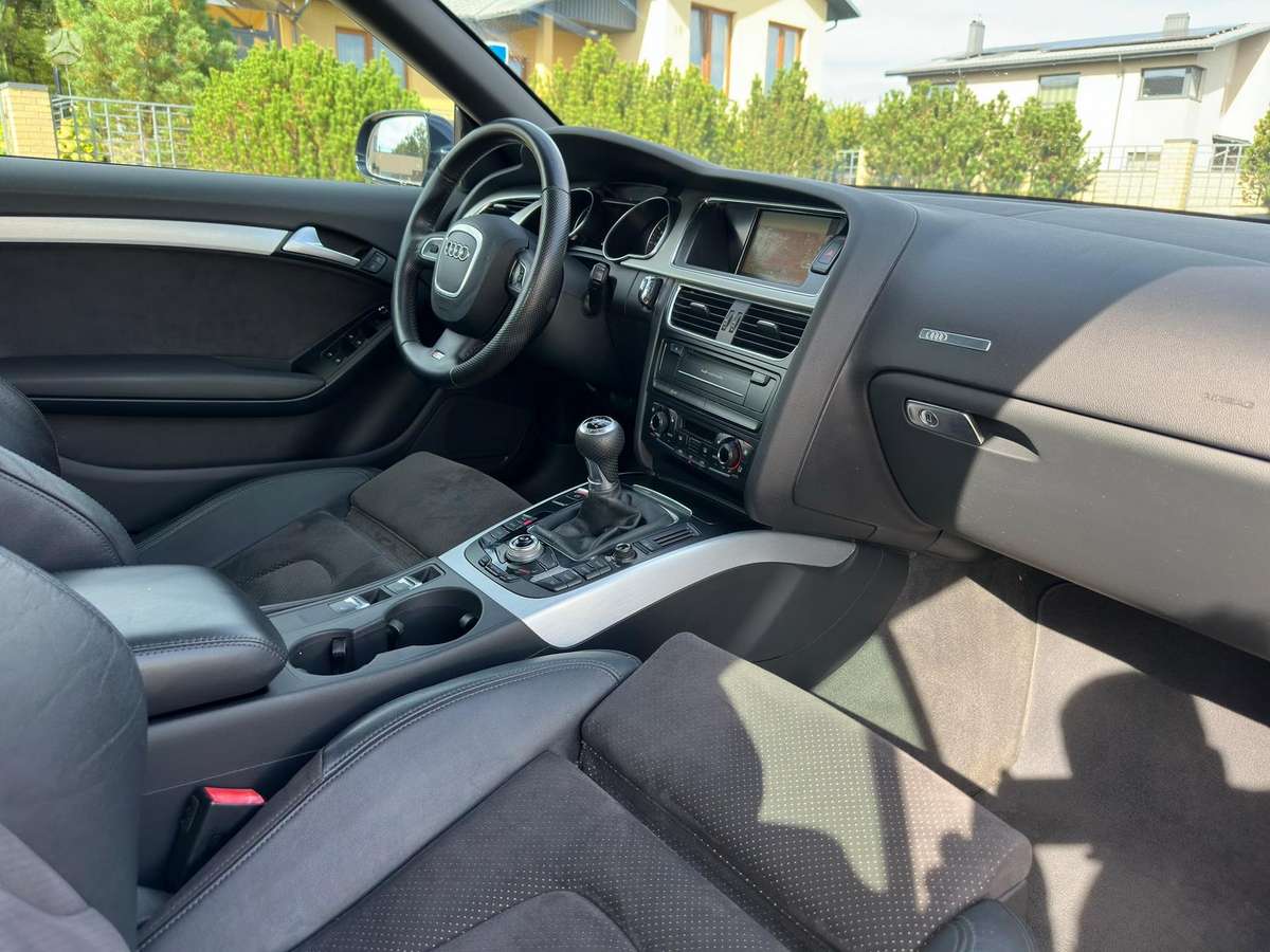 Audi A5, 2.0 l., Кабриолет