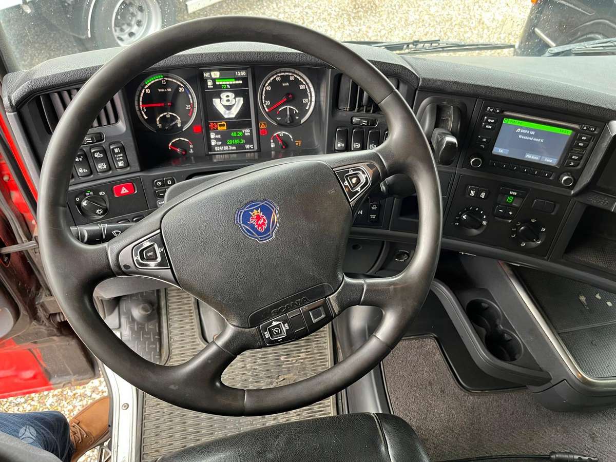 Scania R520 8X4 V8, dumpers / tippers
