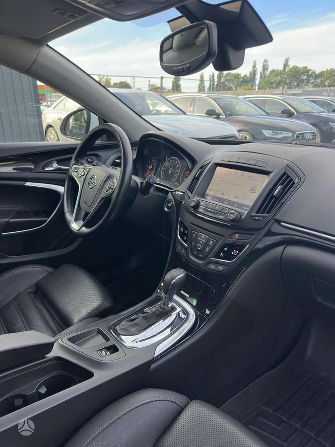 Opel Insignia, 2.0 l., wagon