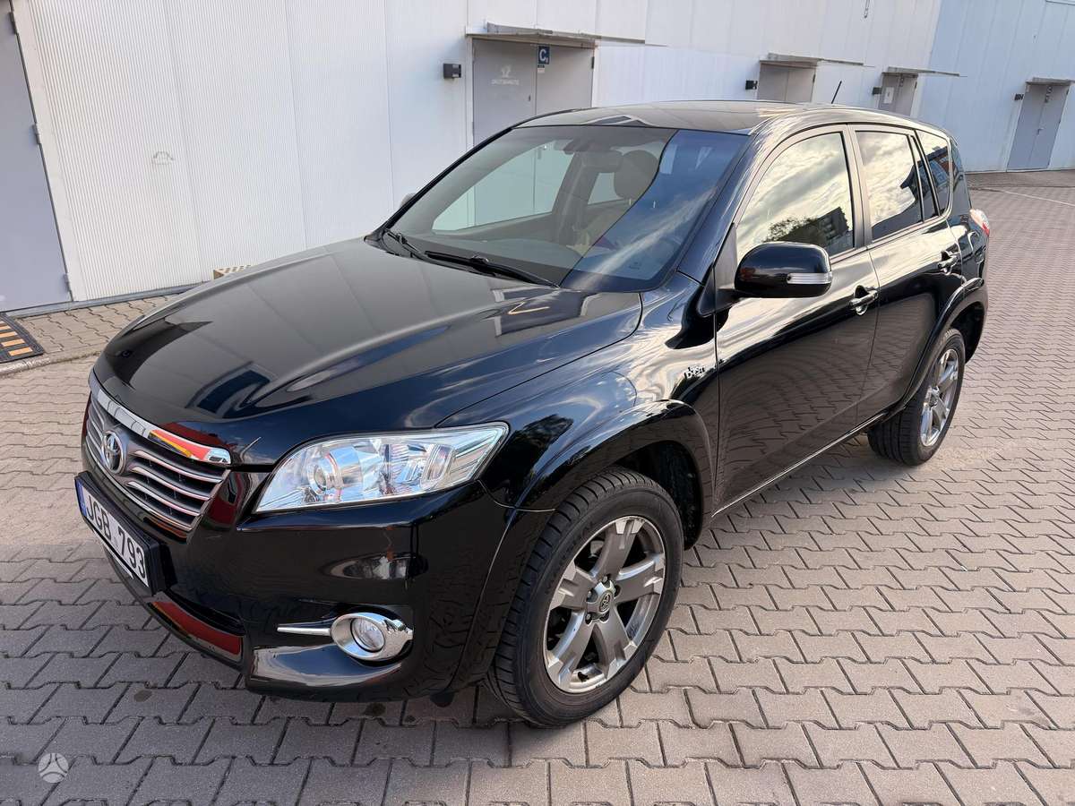 Toyota RAV4 - 2