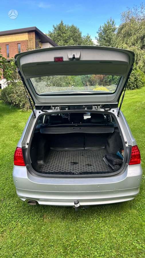 BMW 320, 2.0 l., wagon