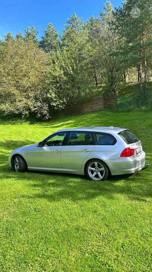 BMW 320, 2.0 l., wagon
