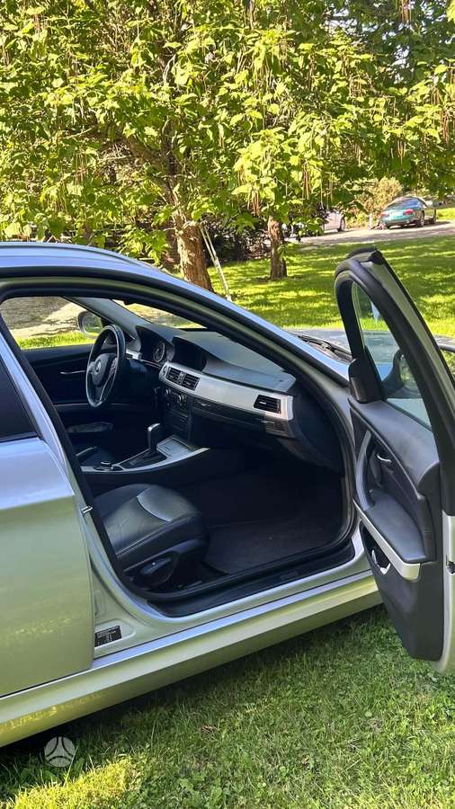 BMW 320, 2.0 l., wagon