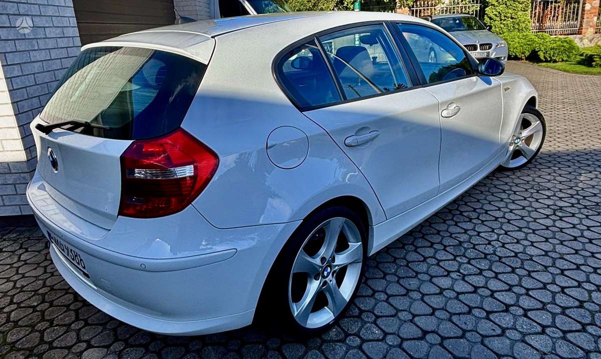 BMW 118, Хэтчбек