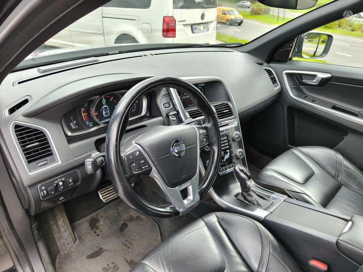 Volvo XC60 - 10
