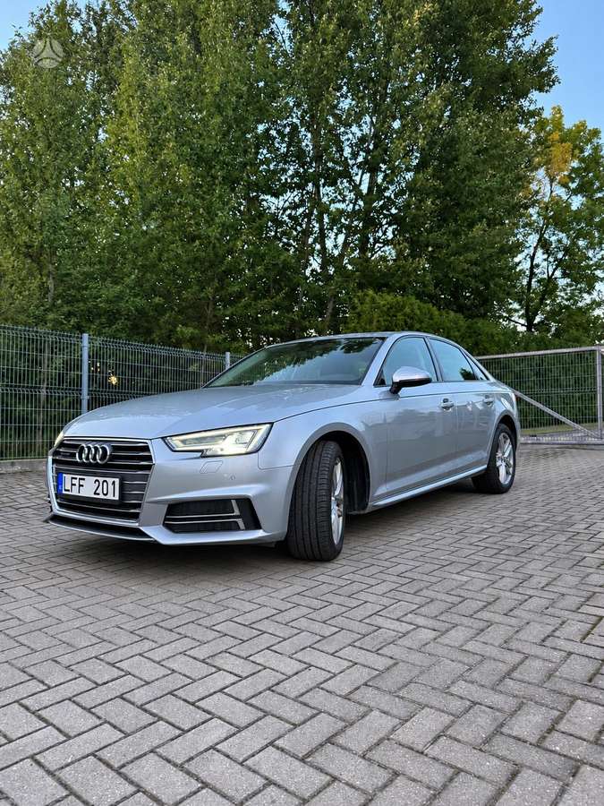 Audi A4, 2.0 l., saloon / sedan