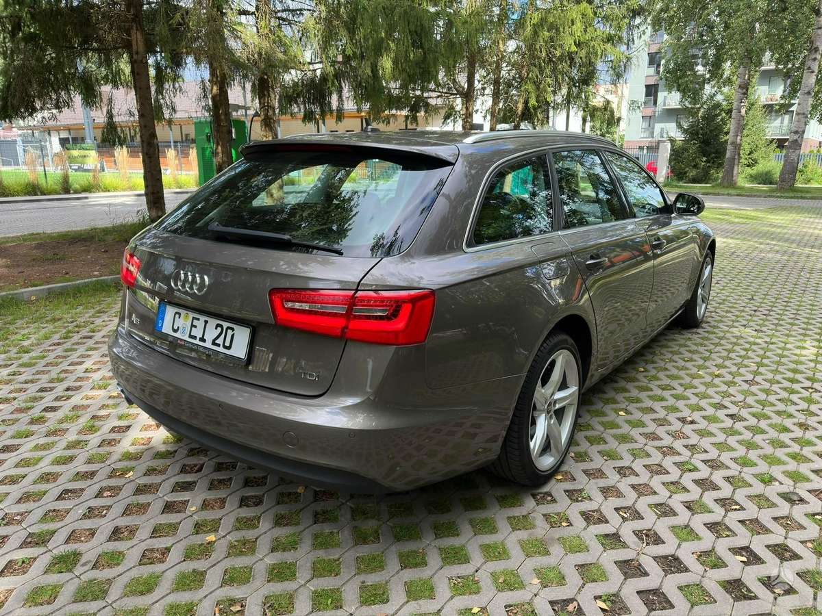 Audi A6, 2.0 l., Универсал