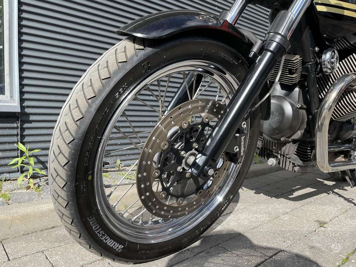 Moto Guzzi V7 750cc, street / classic
