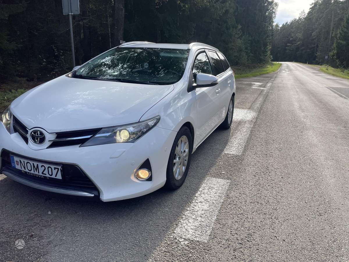 Toyota Auris - 3