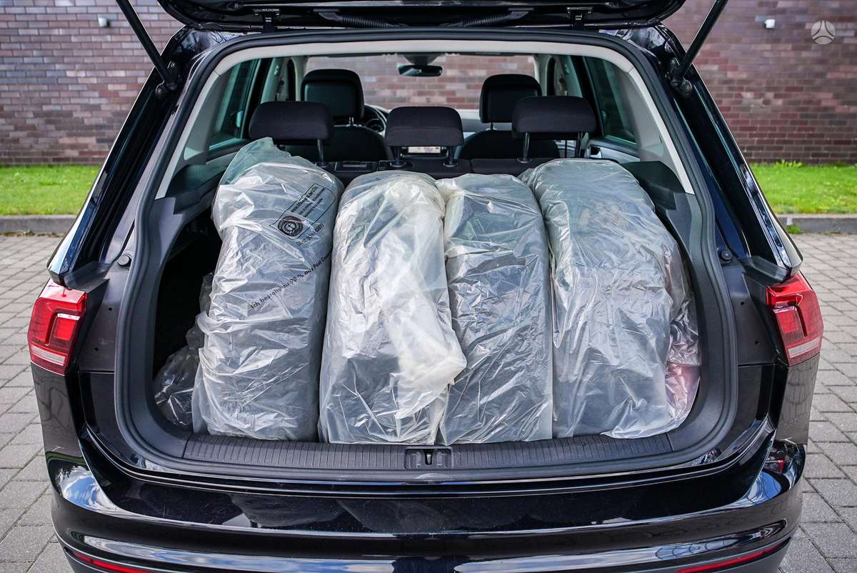 Volkswagen Tiguan - 8